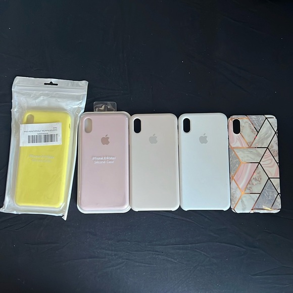 IPHONE X SILICONE CASES - QUANTITY (5) - Picture 1 of 4